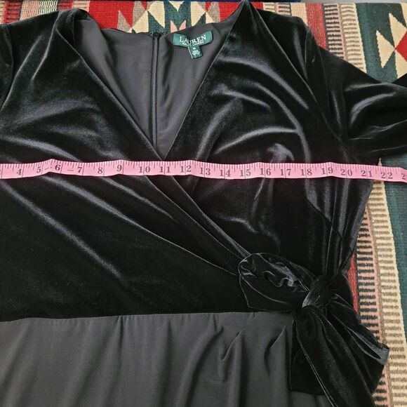 Lauren Ralph Lauren Velvet Faux Wrap Sheath Dress Sz‎ 16 Black Modest Wedding - Picture 9 of 12